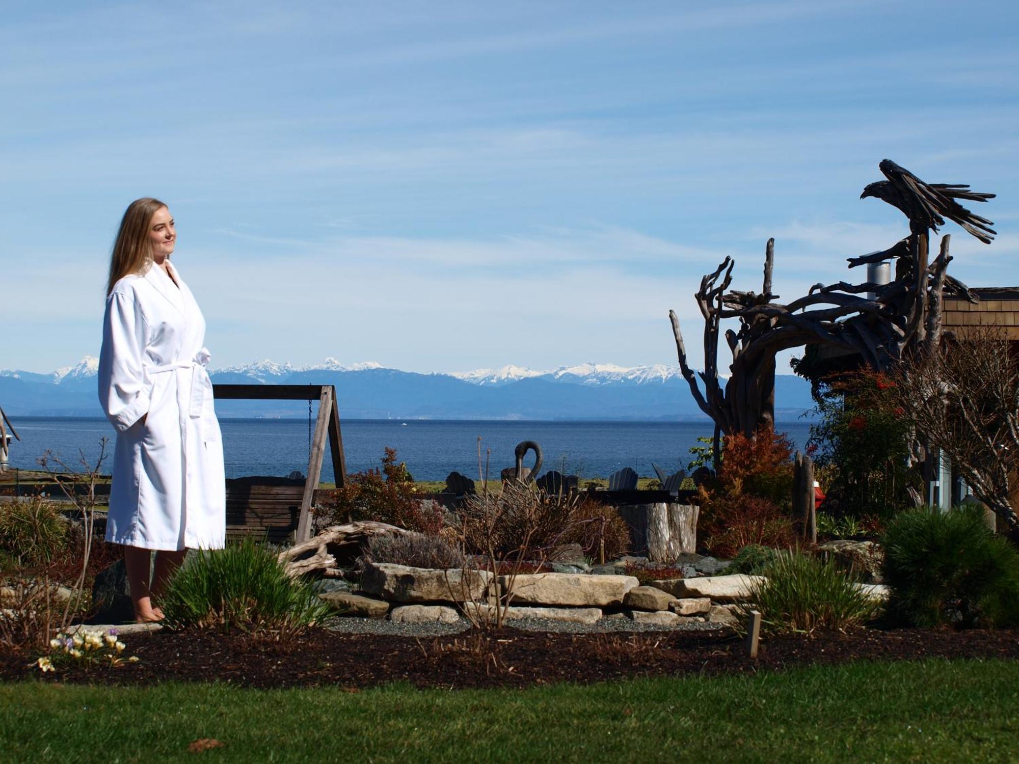 Kingfisher Pacific Resort & Spa Courtenay Bagian luar foto