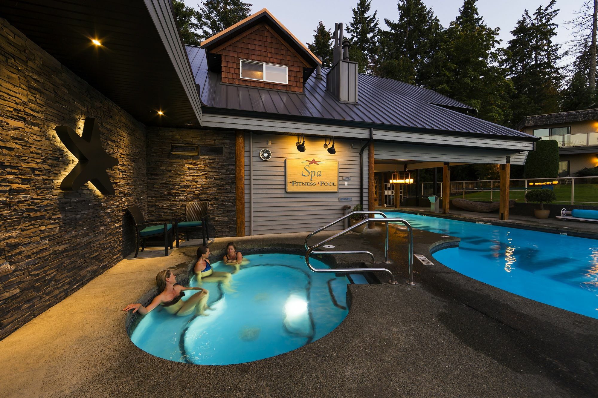 Kingfisher Pacific Resort & Spa Courtenay Bagian luar foto